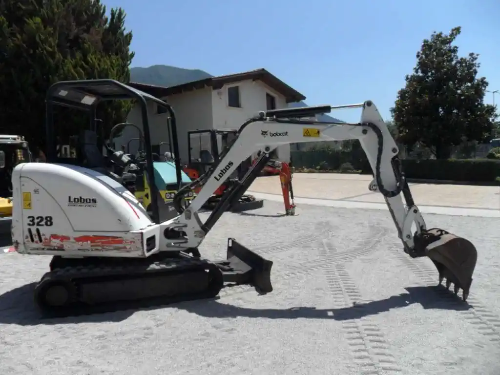 Bobcat 328g