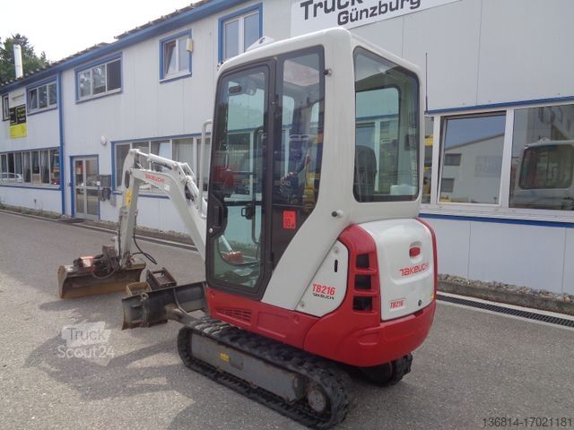 Takeuchi TB 216 SW HYDR. GL + 2 x Tieflöffel New